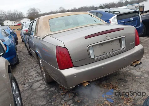 2002 Cadillac Deville Dts z USA, uszkodzony, nr VIN 1G6KF57972U175854
